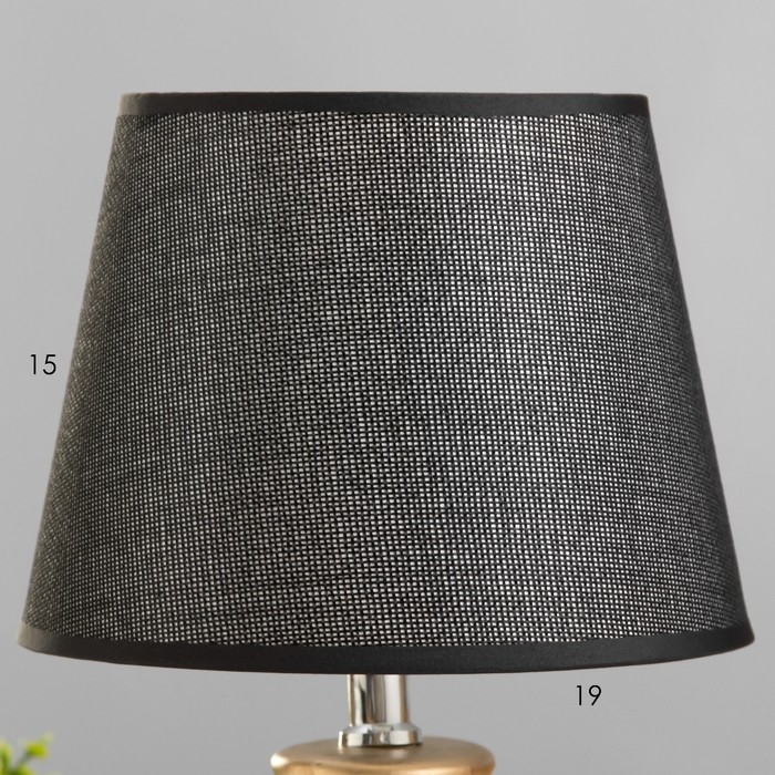 Настольная лампа Настольная лампа "Алейна" E14 40Вт черный-золото 23х23х35 см RISALUX