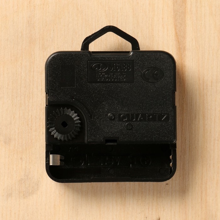 Часы настенные интерьерные   Часы настенные интерьерные  "Единорог",  d-23 см