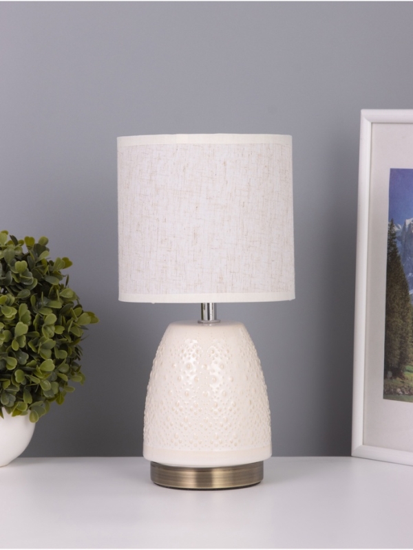 Лампа настольная Лампа настольная "Масаки" 1х40Вт Е14 бежевый 15х15х30см