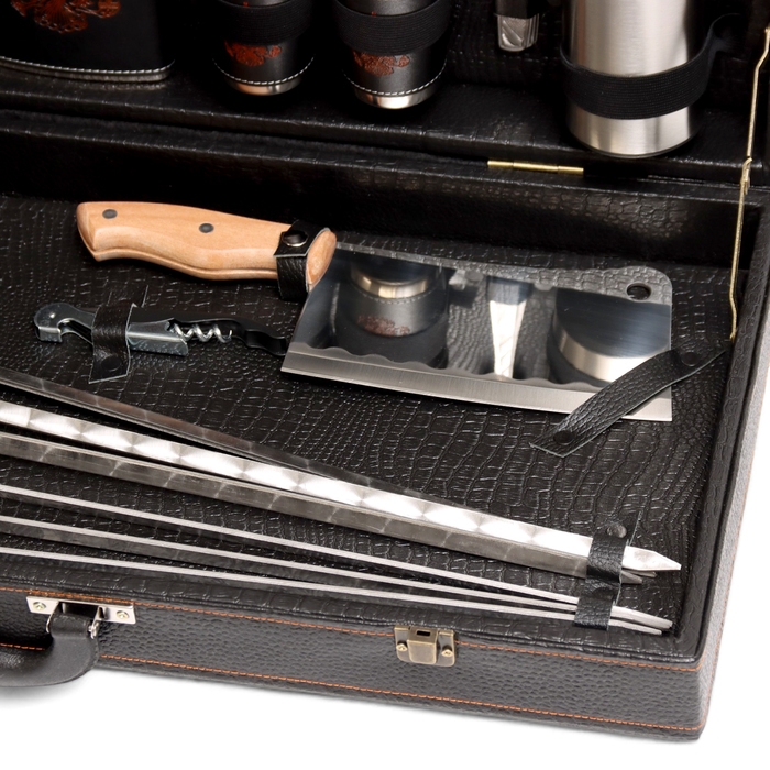 Набор с шампурами подарочный  Набор с шампурами подарочный "Буйвол" №30, в кейсе из эко-кожи