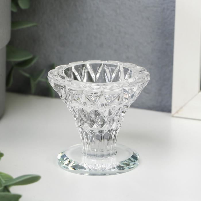 Подсвечник стекло на 1 свечу Подсвечник стекло на 1 свечу "Рюмка" 6х6х6 см