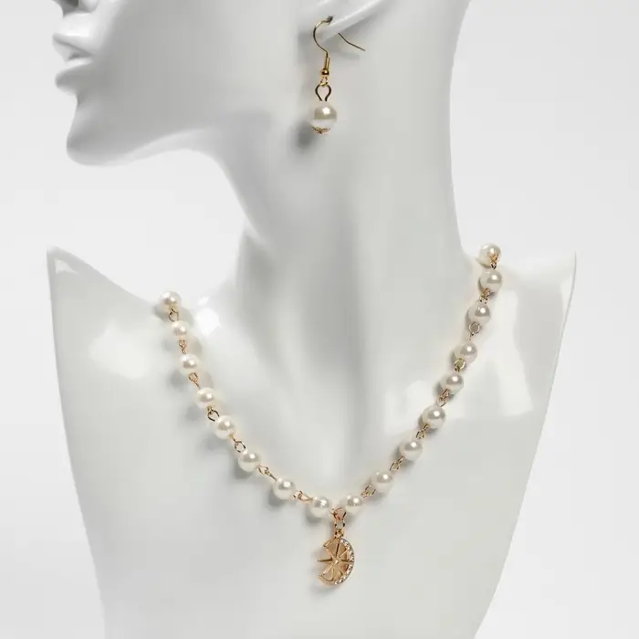 Набор 2 предмета: серьги, колье «Жемчуг» звезда в полумесяце, d=0,6-0,8, цвет белый в золоте Набор 2 предмета: серьги, колье «Жемчуг» звезда в полумесяце, d=0,6-0,8, цвет белый в золоте