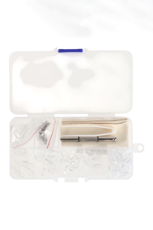 Набор инструментов для ремонта очков отвертка, пинцет, винты, носоупоры 70 шт. Набор инструментов для ремонта очков отвертка, пинцет, винты, носоупоры 70 шт.