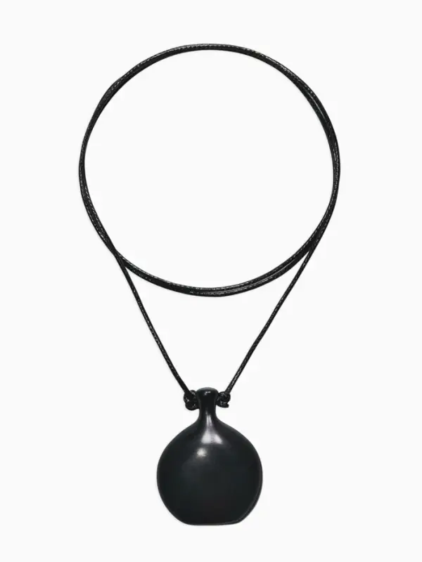 Кулон на шнурке стиль "Бутылёк", 90см, цвет чёрный