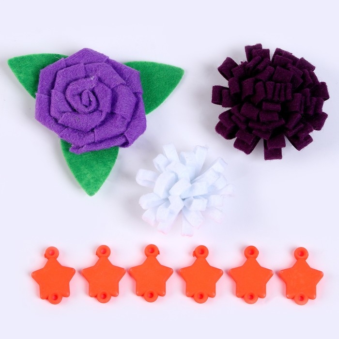 Набор для творчества: декор из фетра и набор бусин «Цветочный букет» Набор для творчества: декор из фетра и набор бусин «Цветочный букет»