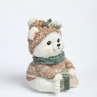 Фигурка полистоун &laquo;Медвежонок с подарком&raquo; 8&times;6.5&times;8 см