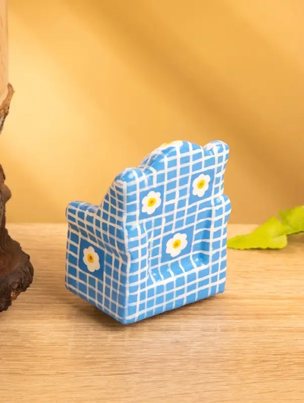 Сувенир «Кресло с ромашками», 8.5×5.5×4.5 см, дерево