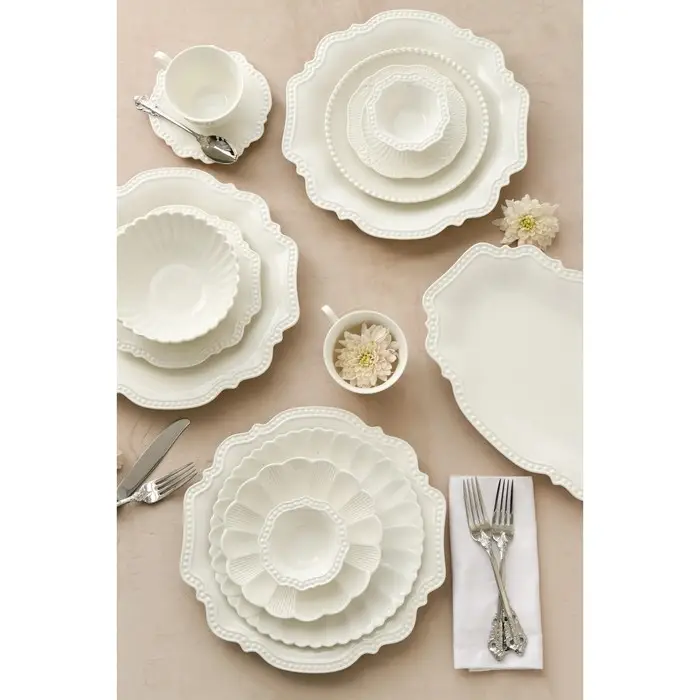 Тарелка Magistro &laquo;Цветок&raquo;, d=25 см, фарфор, белая