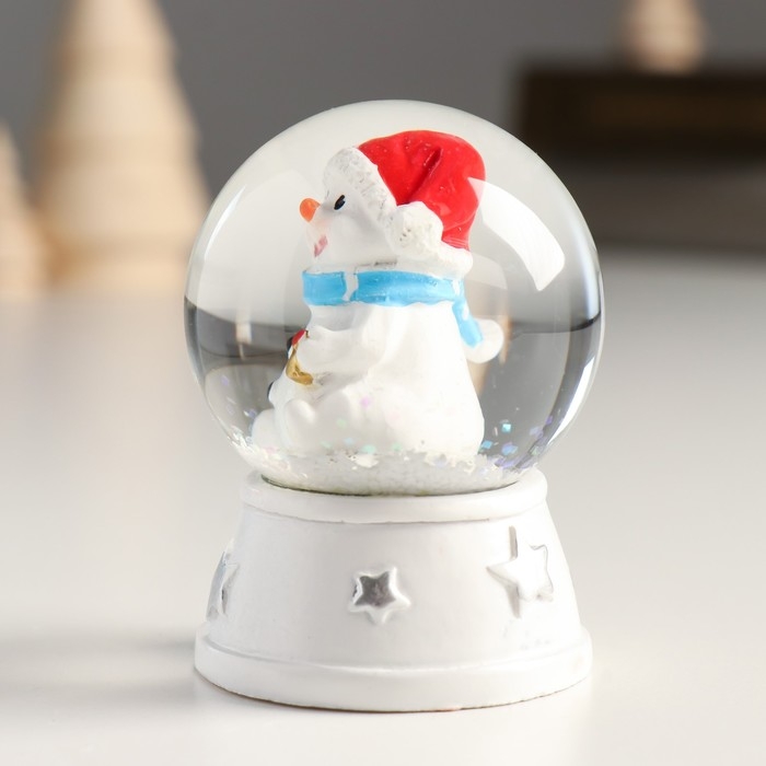 Снежный шар новогодний стеклянный «Снеговик в красном колпаке, с подарком», d=4.5 см, 6×4.5×4.5 см Снежный шар новогодний стеклянный «Снеговик в красном колпаке, с подарком», d=4.5 см, 6×4.5×4.5 см