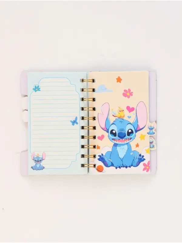 Блокнот с разделителями А6 “Стич в бассейне”, 65л