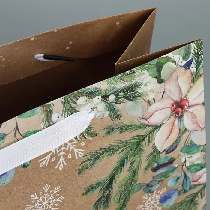 Пакет подарочный новогодний крафтовый квадратный «Чудо», 30×30×12 см Пакет подарочный новогодний крафтовый квадратный «Чудо», 30×30×12 см