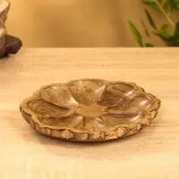 Блюдо сервирочное "Космея" 18х18х2 см, манговое дерево Блюдо сервирочное "Космея" 18х18х2 см, манговое дерево