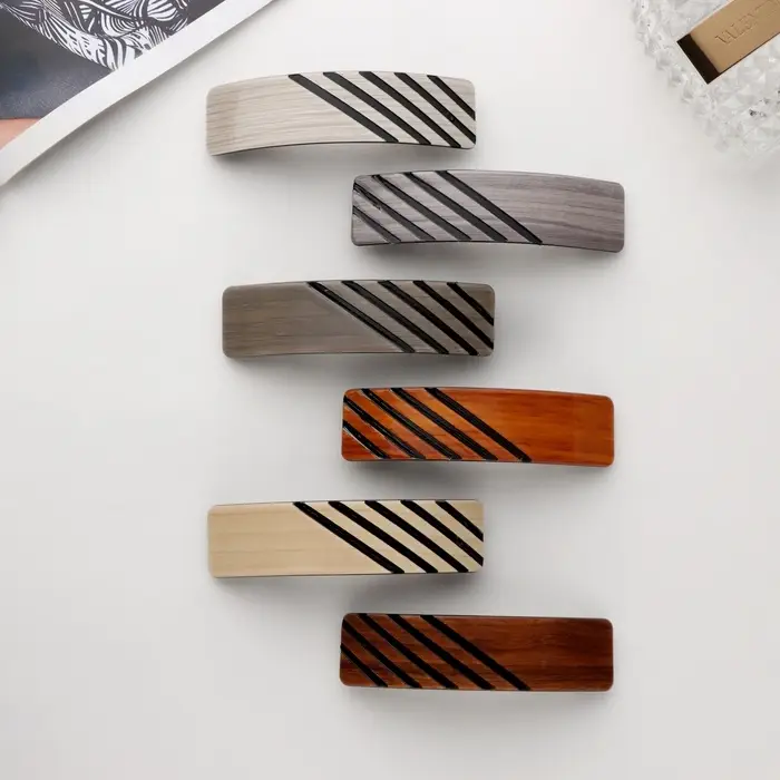 Заколка - автомат для волос QF &laquo;Чара&raquo;, полосы, 9 см, МИКС