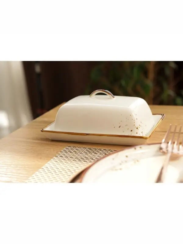 Маслёнка Magistro &laquo;Церера&raquo;, 18&times;12 см, фарфор, белая