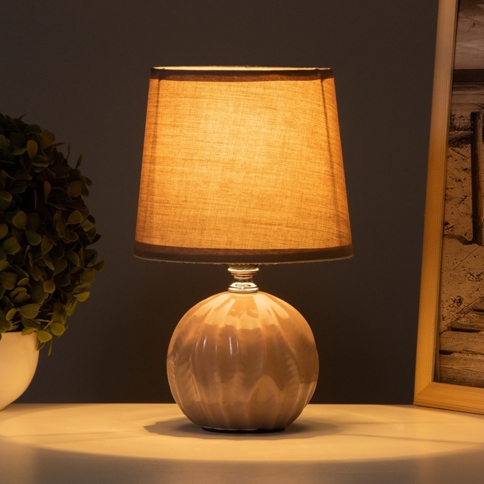 Лампа настольная «Пабло» 1×40 Вт Е14 коричневый 14×14×24 см Лампа настольная «Пабло» 1×40 Вт Е14 коричневый 14×14×24 см