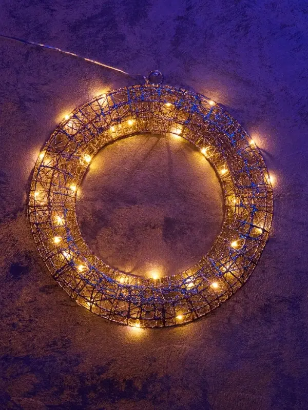 Светодиодная фигура &laquo;Венок&raquo;, 40&times;40&times;5 см, 30 LED, от батареек ААх3, свечение тёплое белое