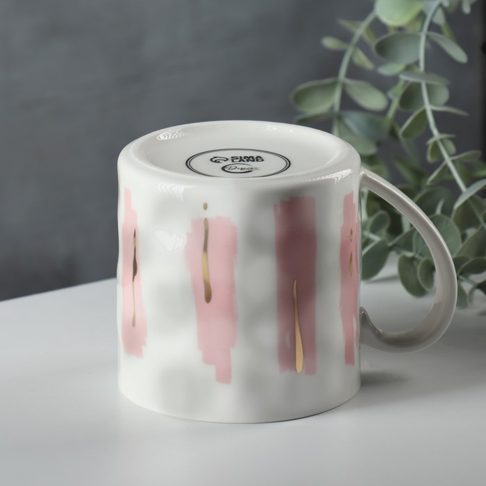 Кружка керамическая «Нежость», 350 мл, цвет белый Кружка керамическая «Нежость», 350 мл, цвет белый