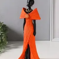 Сувенир полистоун "Девушка в ярко-оранжевом платье с большим бантом" чёрный 11х9,5х30,5 см   1092991