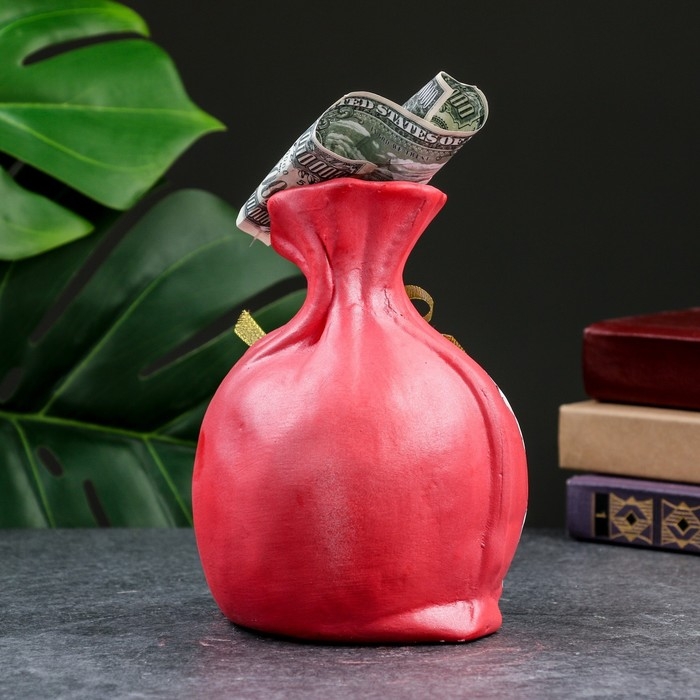 Копилка Копилка "Мешок - Неприкасаемый запас" красная, 17см