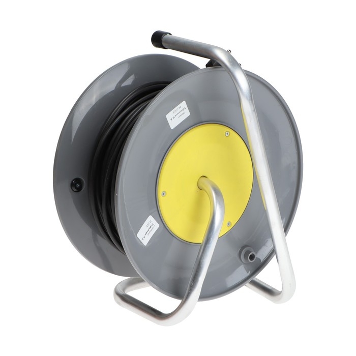 Удлинитель на катушке Luazon Lighting ECO, 4 розетки, 40 м, 10 А, ПВС 3х0.75 мм2, с з/к,IP44 Удлинитель на катушке Luazon Lighting ECO, 4 розетки, 40 м, 10 А, ПВС 3х0.75 мм2, с з/к,IP44