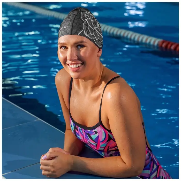 Шапочка для плавания женская ONLYTOP Swim &laquo;Цветок&raquo;, тканевая, обхват 54-60 см