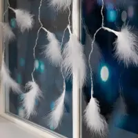 Гирлянда &laquo;Занавес&raquo; 3&times;1.4 м с насадками &laquo;Перья&raquo;, IP20, прозрачная нить, 80 LED, свечение мульти (RG/RB), мигание, 220 В