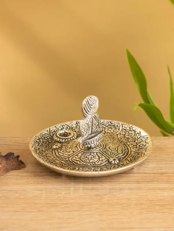 Подставка под благовония  Подставка под благовония "Будда в позе лотоса" алюминий 11х11х7 см