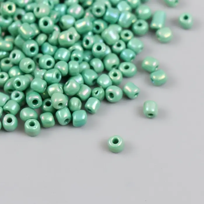 Бисер стекло 6/0  Бисер стекло 6/0 "Хамелеон. Мята" эффект керамики 30 гр