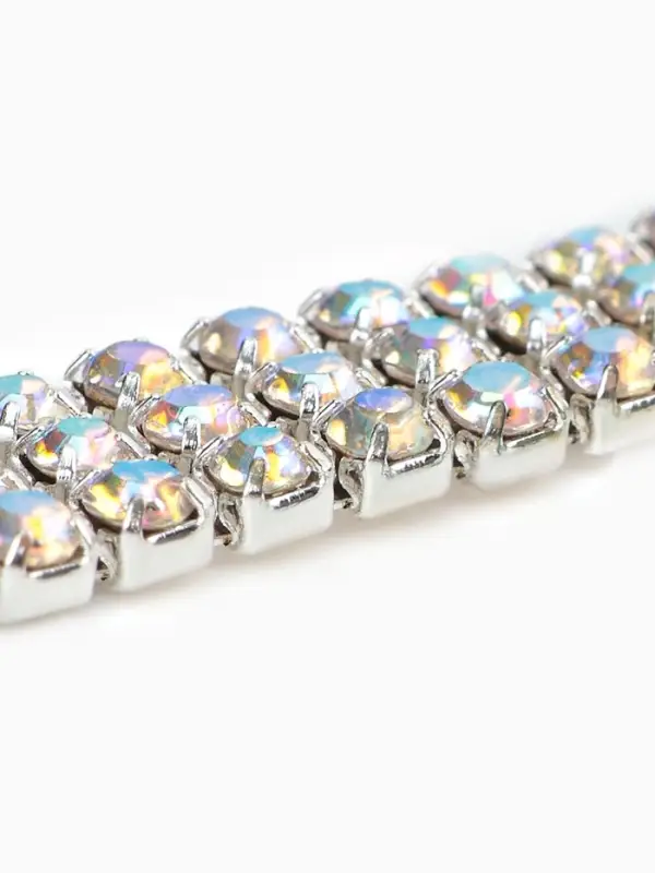 Цепь со стразами, с голографией, 3 ряда, металл, стекло, 6 мм, 4.5&plusmn;0.2 м, цвет серебряный