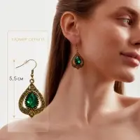 Серьги висячие со стразами &laquo;Капля&raquo;, цвет изумрудный в чернёном золоте
