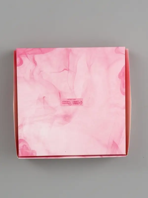 Коробка подарочная с окном &laquo;Подарок&raquo;, 20&times;20&times;4 см, самосборная