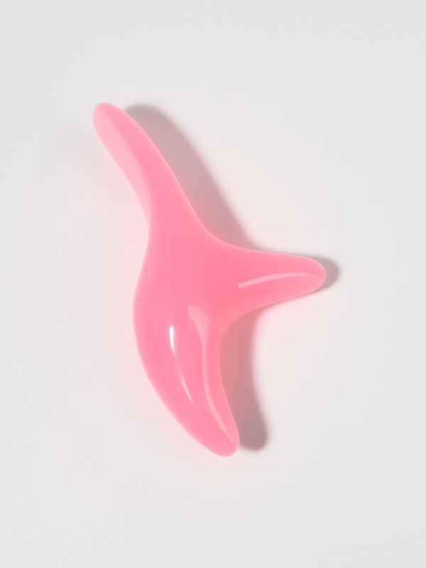 Массажер д/лица смола Гуаша Бумеранг 12*6*3,5см розовый пакет QF