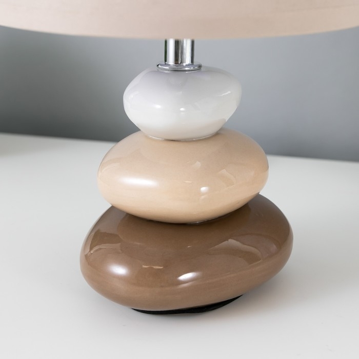 Настольная лампа 16869/1 E14 40Вт 18х18х25 см Настольная лампа 16869/1 E14 40Вт 18х18х25 см