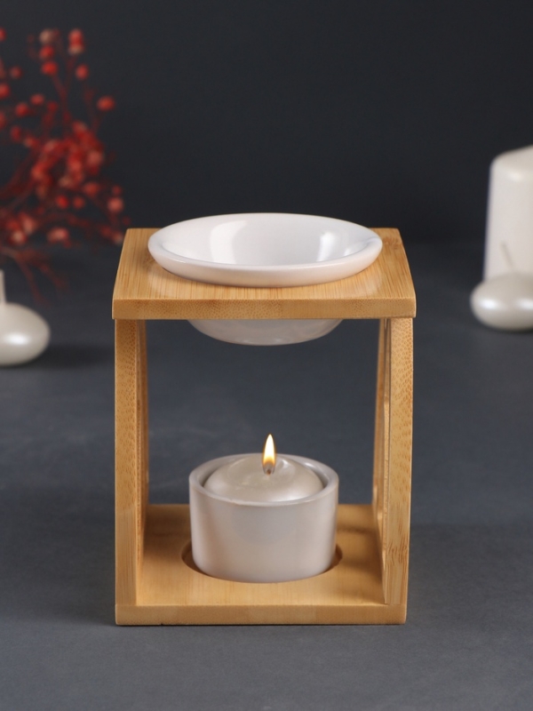 Аромалампа бамбук, керамика с подставкой под свечу Аромалампа бамбук, керамика с подставкой под свечу "Узоры" белая 9,5х9,5х13,5 см