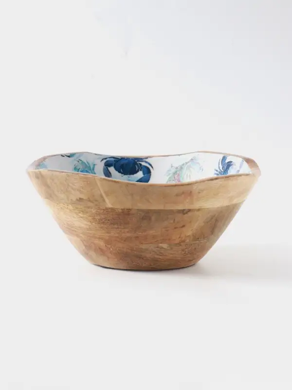 Салатник &laquo;Крабы&raquo;, 23&times;23&times;10.5 см, дерево манго