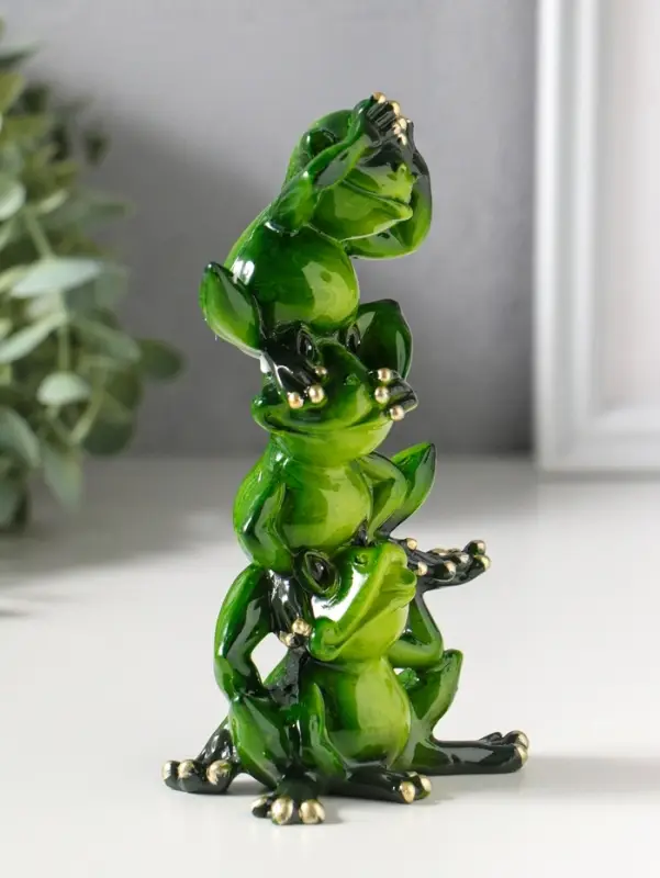 Фигурка полистоун лак &laquo;Пирамидка из лягушек&raquo;, 14&times;7.5&times;5 см