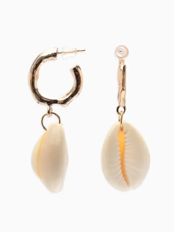 Серьги металл &laquo;Морские ракушки&raquo;, бежевые в золоте