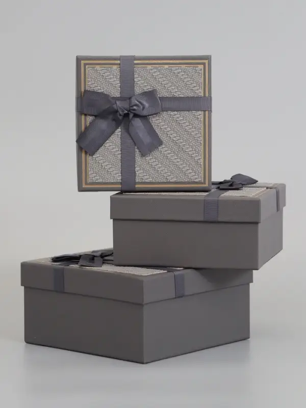 Набор подарочных коробок 3 в 1, 19&times;19&times;9.5 см, 17&times;17&times;8 см, 15&times;15&times;6.5 см