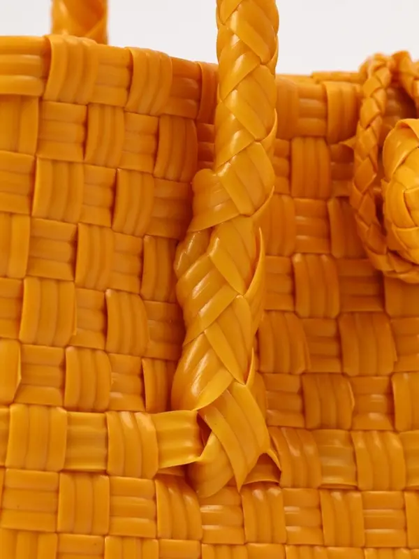 Сумка плетёная пластиковая, 23&times;11&times;30 см, жёлтая