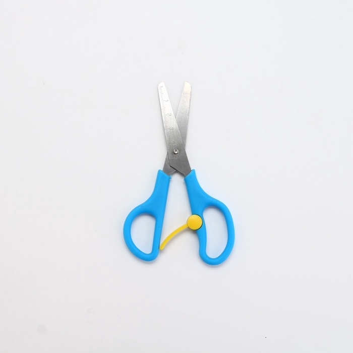 Ножницы детские 13 см, безопасные, с фиксатором Ножницы детские 13 см, безопасные, с фиксатором "ArtFox STUDY"