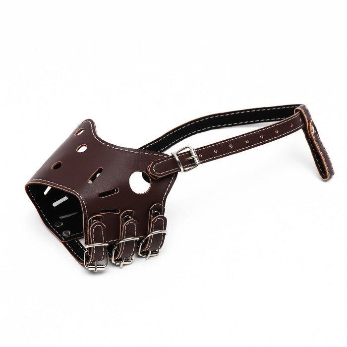 Намордник из прессованной кожи регулируемый, №3, ДН 6,8 см, ОМ 21-28 см, коричневый Намордник из прессованной кожи регулируемый, №3, ДН 6,8 см, ОМ 21-28 см, коричневый