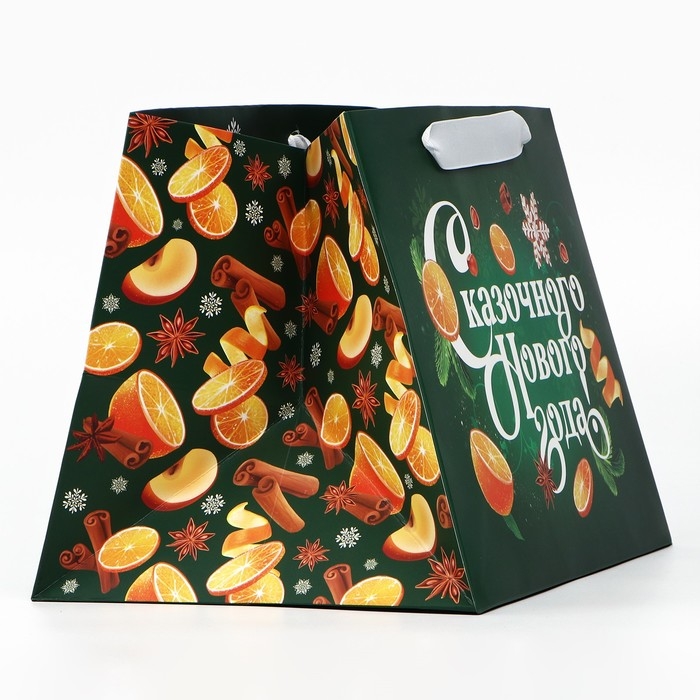 Пакет подарочный новогодний с широким дном «Новогодняя сказка», 25 х 19 х 18 см, Новый год Пакет подарочный новогодний с широким дном «Новогодняя сказка», 25 х 19 х 18 см, Новый год