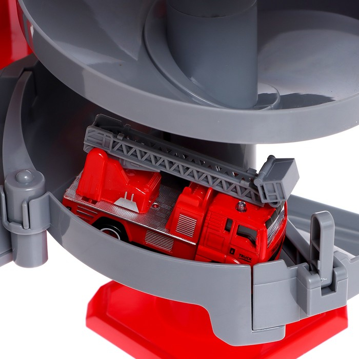 Парковка «Пожарная часть», с 2 машинками, с водяной пушкой Парковка «Пожарная часть», с 2 машинками, с водяной пушкой