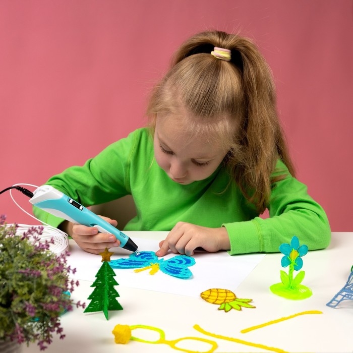 3D ручка Luazon, дисплей, работа с пластиком ABS и PLA, пластик в комплекте, голубая 3D ручка Luazon, дисплей, работа с пластиком ABS и PLA, пластик в комплекте, голубая