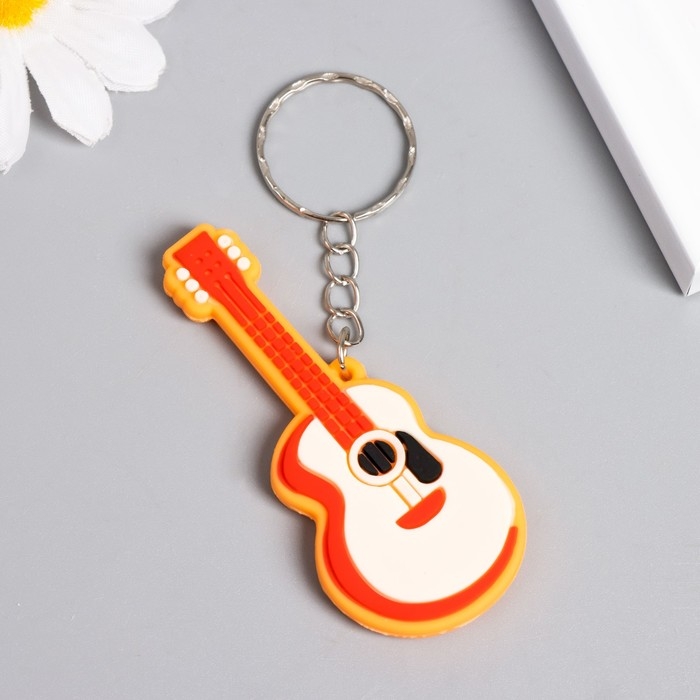 Брелок резина Брелок резина "Музыкальный инструмент" МИКС 5х2,3х0,4 см