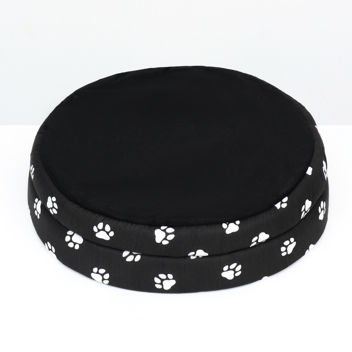 Лежанка Lowcost круглая, поплин, 40 х 40 х 12 см, черная с лапками Лежанка Lowcost круглая, поплин, 40 х 40 х 12 см, черная с лапками