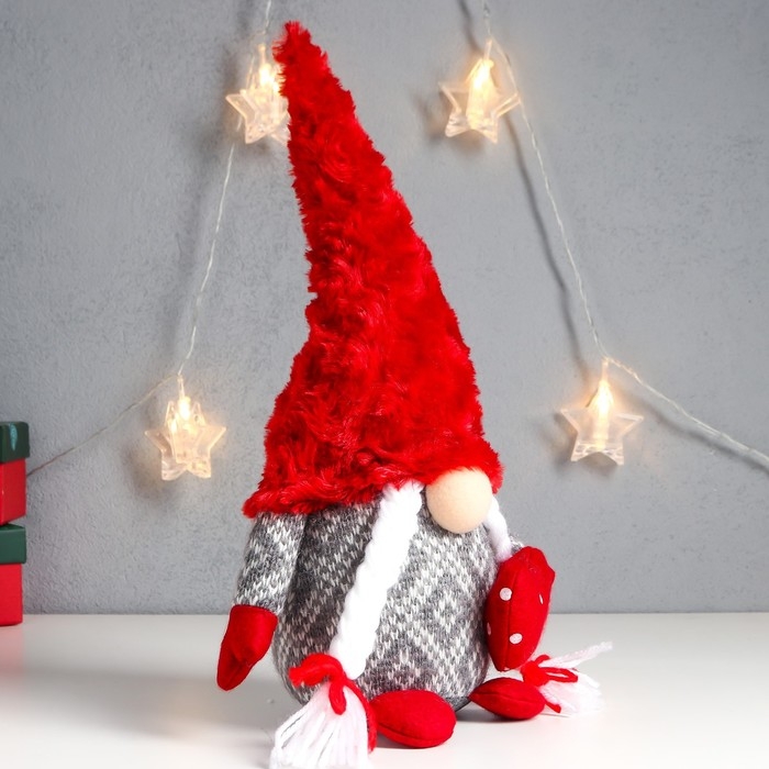 Кукла интерьерная свет Кукла интерьерная свет "Бабусечка в с сердечком в горошек, меховой колпак" 35х14х14 см