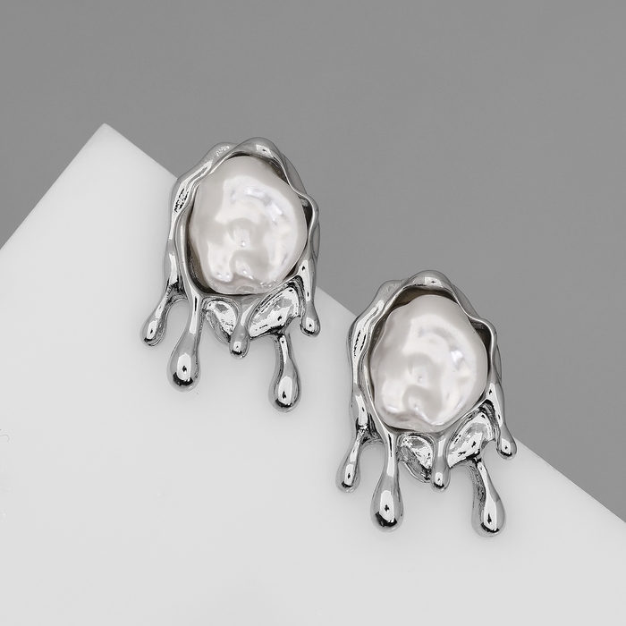 Серьги с жемчугом «Эксклюзив» таяние, цвет серебро Серьги с жемчугом «Эксклюзив» таяние, цвет серебро