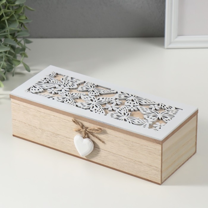 Шкатулка дерево 3 деления  Шкатулка дерево 3 деления "Бабочки и цветы" 9,7х24х7 см