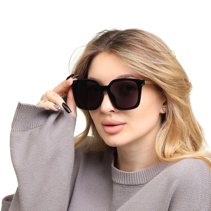 Очки солнцезащитные женские Очки солнцезащитные женские "OneSun", uv 400, дужка 15 см, линза 5.4х5.4 см